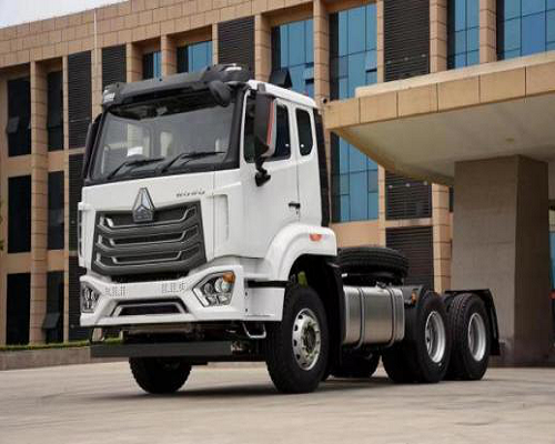 TRACTOR WITH TRAILER